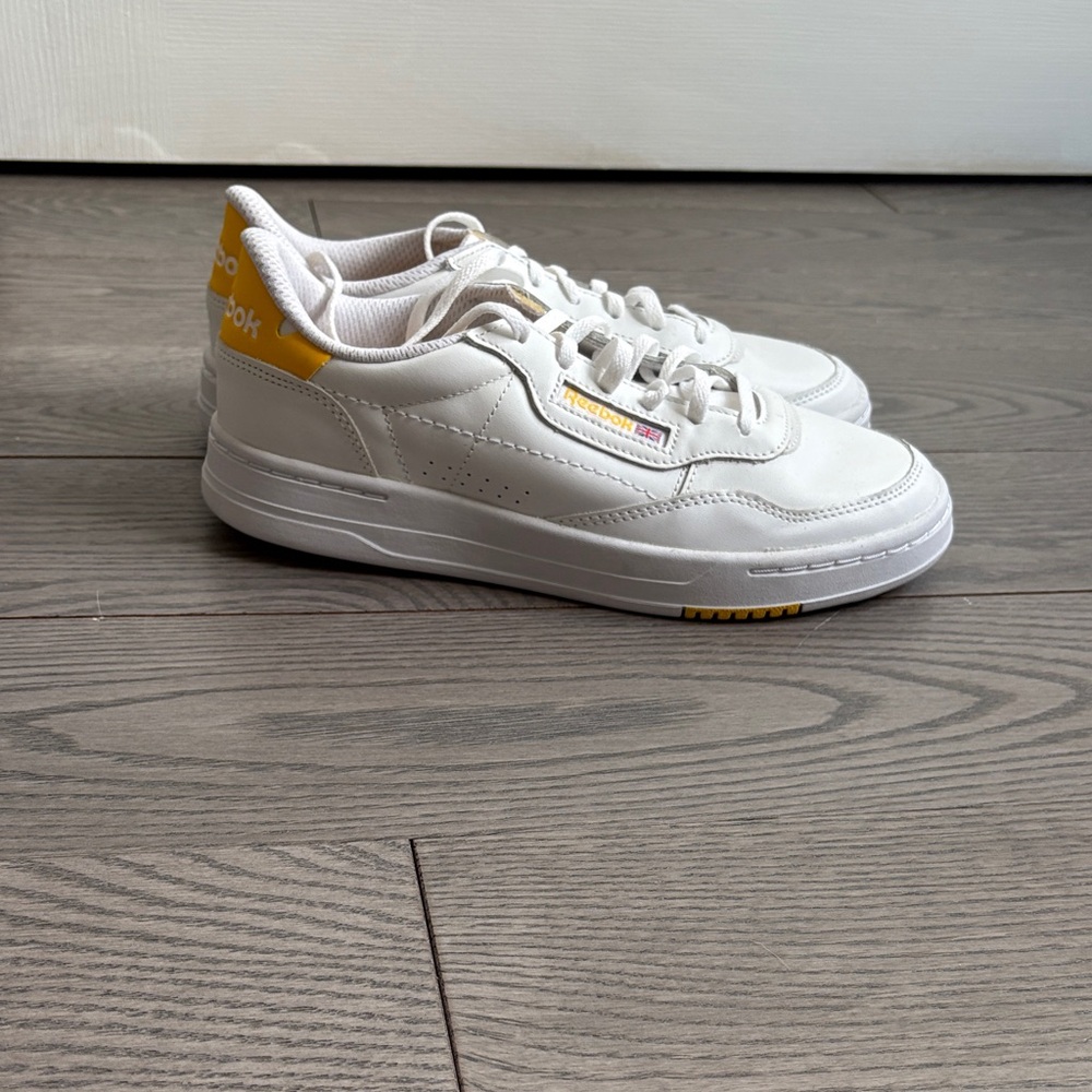 Reebok Club C 85 Sneakers White & Yellow Women’s Size 9